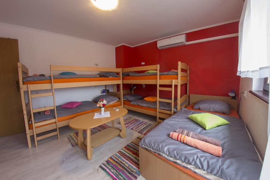 Guesthouse Adi 모스타르 외부 사진